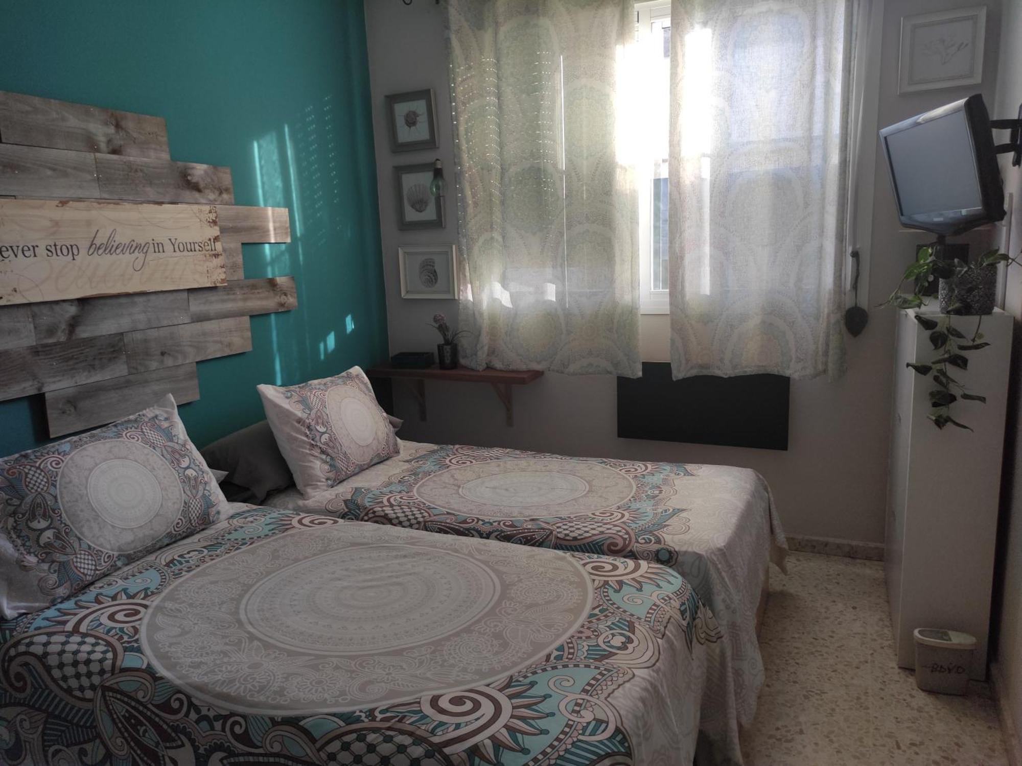 Homestay Doble Con Aseo Compartido Coria Del Rio